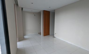 FOR SALE! A SPACIOUS HOUSE IN A STRATEGIC LOCATION IN PONDOK KOPI BEKASI AT AN AFFORDABLE PRICE