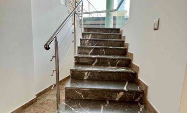 ACOGEDORA CASA EN LINDA URBANIZACION CON AREAS SOCIALES Y PARQUES