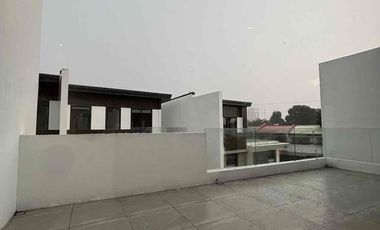 5 Bedrooms For Sale at BF Homes Parañaque