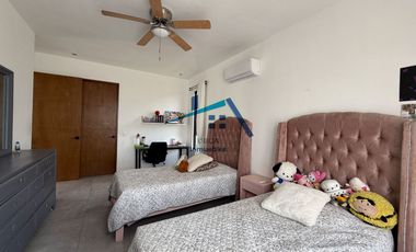 Casa en Vistancias 2do Sector en Carretera Nacional