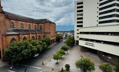 ¡Espectacular Oficina en el Corazón de Neiva en venta! Ef. Banco Popular Of. 307