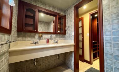 CASA Hermosa y Espaciosa EN VENTA sector de Puertas del Sol