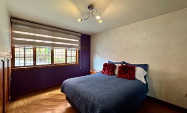 CASA Hermosa y Espaciosa EN VENTA sector de Puertas del Sol