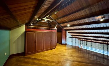 CASA Hermosa y Espaciosa EN VENTA sector de Puertas del Sol