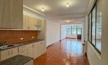 DEPARTAMENTO de 3 Dormitorios EN RENTA – Gualaceo, sector Parque del Niño