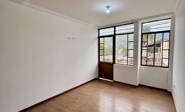 DEPARTAMENTO de 3 Dormitorios EN RENTA – Gualaceo, sector Parque del Niño