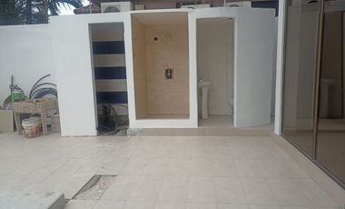Casa de venta con vista al rio en Samborondon