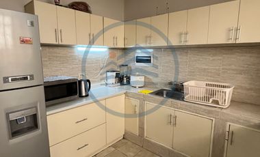 VENTA DE CASA CON 2 ESTACIONAMIENTOS