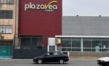 VENTA DE CASA CON 2 ESTACIONAMIENTOS