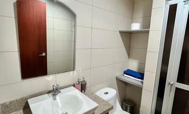 ALQUILO DEPARTAMENTO AMOBLADO EN RIVER FRONT