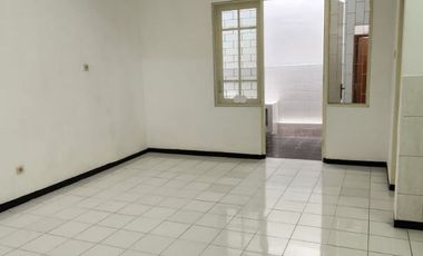Disewakan Rumah Siap Huni 1 Lantai Pakuwon City Surabaya Dekat PCM, ITS, UNAIR