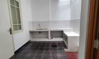 Disewakan Rumah Siap Huni 1 Lantai Pakuwon City Surabaya Dekat PCM, ITS, UNAIR