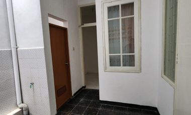 Disewakan Rumah Siap Huni 1 Lantai Pakuwon City Surabaya Dekat PCM, ITS, UNAIR