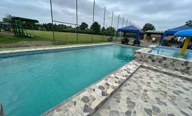 SE VENDE COMPLEJO VACACIONAL EN MILAGROS.