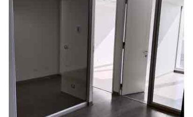 OFICINA, RECEPCIÓN, 3 PRIVADOS, DOS BAÑOS, 1 ESTACIONAMIENTO en Venta