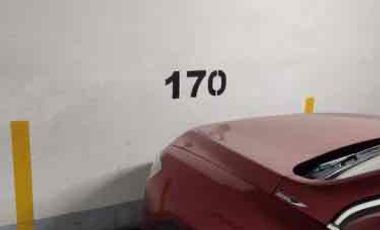 OFICINA, RECEPCIÓN, 3 PRIVADOS, DOS BAÑOS, 1 ESTACIONAMIENTO en Venta