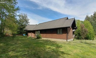 Dos amplias  Casas en parcela a minutos de Villarrica