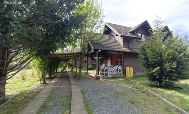 Dos amplias  Casas en parcela a minutos de Villarrica