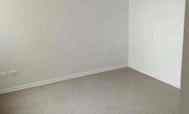 VENDE EN CONDOMINIO PIE ANDINO 3D,1B,1 ESTACIONAMIENTO en Venta