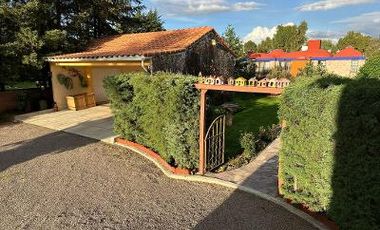 VENTA de Residencia Exclusiva en Aculco con Acabados Premier – Amplios Jardines y Confort Inigualable
