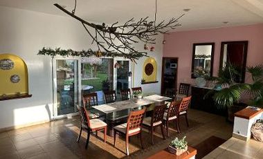 VENTA de Residencia Exclusiva en Aculco con Acabados Premier – Amplios Jardines y Confort Inigualable