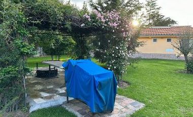 VENTA de Residencia Exclusiva en Aculco con Acabados Premier – Amplios Jardines y Confort Inigualable