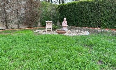 VENTA de Residencia Exclusiva en Aculco con Acabados Premier – Amplios Jardines y Confort Inigualable