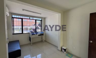 CONSULTORIO MÉDICO EN RENTA EN CENTRO DE TLAQUEPAQUE