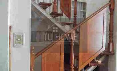 Gran oportunidad de negocio! Casa y local comercial en venta