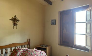 Vendo acogedora casa rodeada de jardines en Huaraz