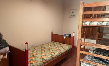 Vendo acogedora casa rodeada de jardines en Huaraz