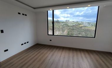 Casa por estrenar en urbanización privada – a solo 5 minutos de Cumbayá