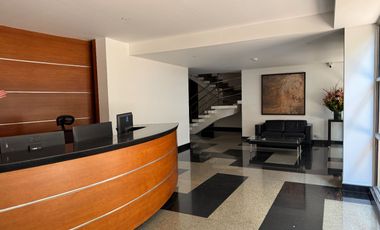 ¡Gran oportunidad en zona de alta demanda y mayor valorización de la ciudad! Hermoso y amplio Apartamento en Altos del Refugio - Chapinero