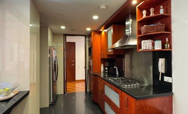 ¡Gran oportunidad en zona de alta demanda y mayor valorización de la ciudad! Hermoso y amplio Apartamento en Altos del Refugio - Chapinero