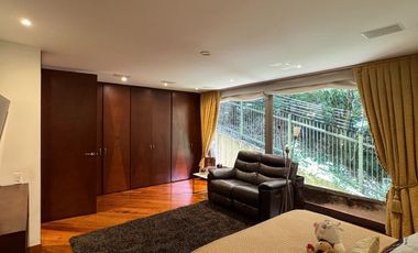 ¡Gran oportunidad en zona de alta demanda y mayor valorización de la ciudad! Hermoso y amplio Apartamento en Altos del Refugio - Chapinero