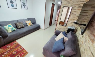 Casa de 95m2, de 3 pisos en Madrid, Cundinamarca, Zona Centro