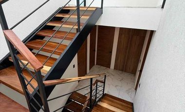 Casa En Venta en LomAlta Tres Marías