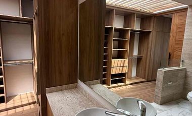 Casa En Venta en LomAlta Tres Marías