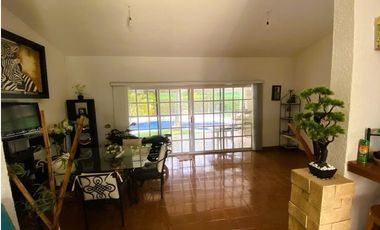 CASA EN VENTA EN FRACCIONAMIENTO LOMAS DE COCOYOC, MORELOS