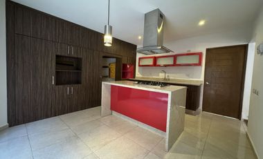 CASA EN VENTA EN BALCONES A 1 MIN   POLITECNICA