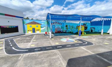 KINDER EN VENTA EN REAL DE JURIQUILLA QUERETARO, EQUIPADO Y CON LICENCIA