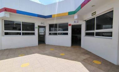 KINDER EN VENTA EN REAL DE JURIQUILLA QUERETARO, EQUIPADO Y CON LICENCIA