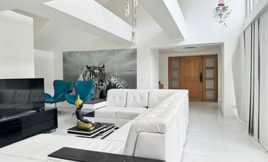 Apartamento en arriendo en Asomadera II, Poblado