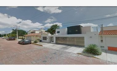 HERMOSA CASA ESTA ESPERANDO POR TI