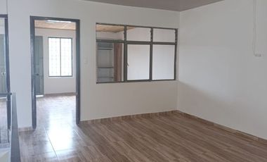 RENTAMOS CASA COMERCIAL EN EL BARRIO ALVERNIA CRA 32A # 25 - 25