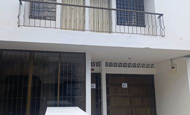 RENTAMOS CASA COMERCIAL EN EL BARRIO ALVERNIA CRA 32A # 25 - 25