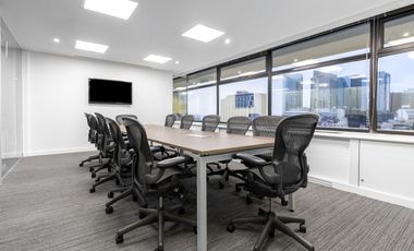 Acceso todo incluido a oficina profesional para 15 personas en BUENOS AIRES, American Express Retiro