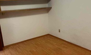 DEPARTAMENTO DE 1TECAMARA Y PUEDE SER ESTUDIO O RECAMARA