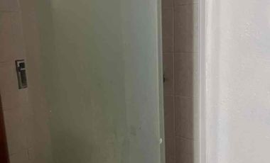 DEPARTAMENTO DE 1TECAMARA Y PUEDE SER ESTUDIO O RECAMARA