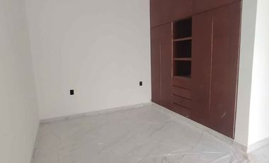 VENDO CASA EN BOCA DEL RIO, CERCA DE PLAZA AMERICAS